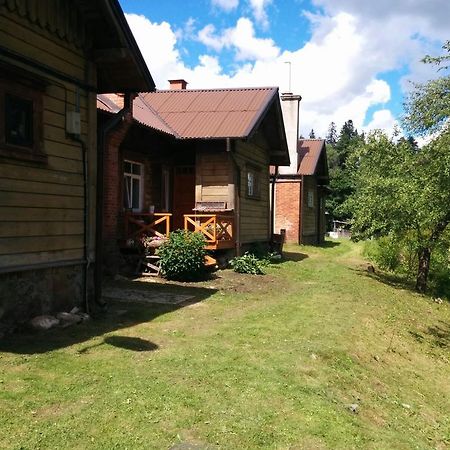Viesu Nams Vilhelmine Hotel Līgatne Exterior foto